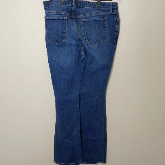 EDDIE BAUER Truly Straight Bootcut Jeans Blue Medium Wash Denim Mid-Rise Size 10 - Picture 5 of 11